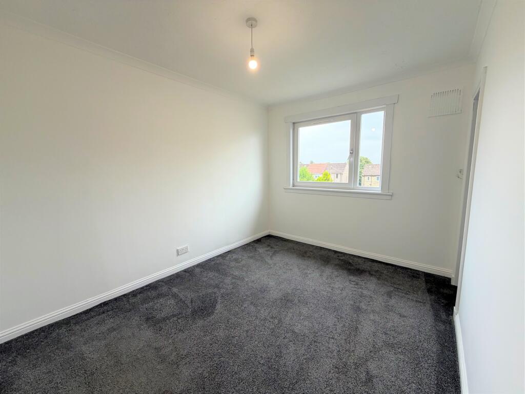House in Dundee - More