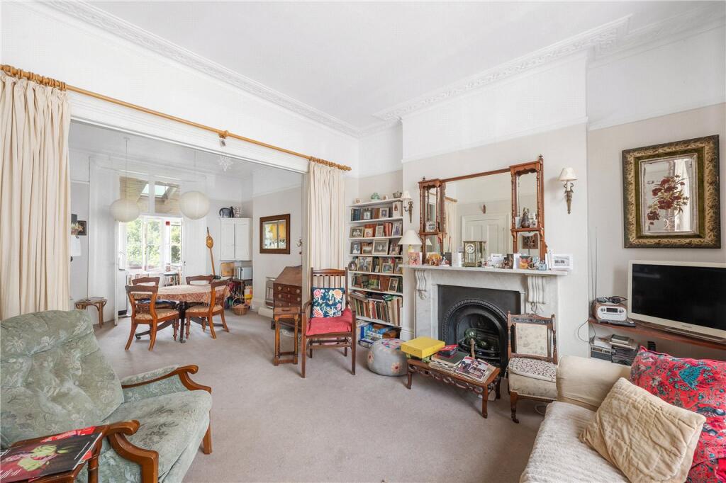 Apartment in London - View 4