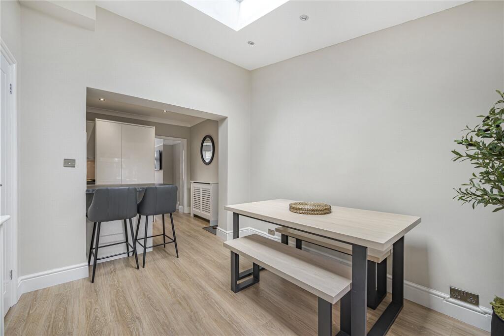 House in Dartford - View 5