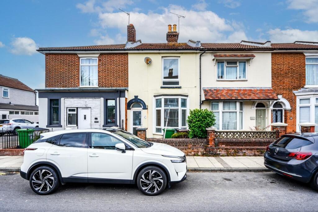 Main image of property: 19 Chichester Road, Portsmouth, Hampshire, PO2