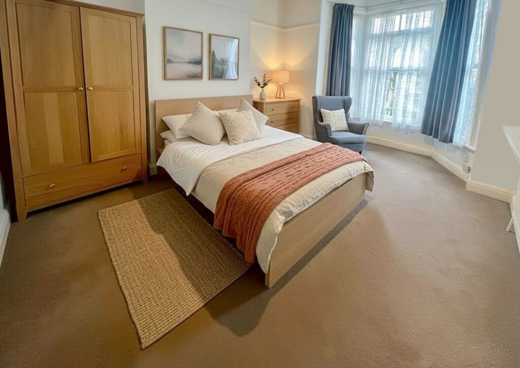 Main image of property: Devonport Road, London, W12