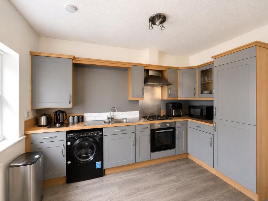 Abington Drive, Banks, Southport, Lancashire, PR9 photo 2