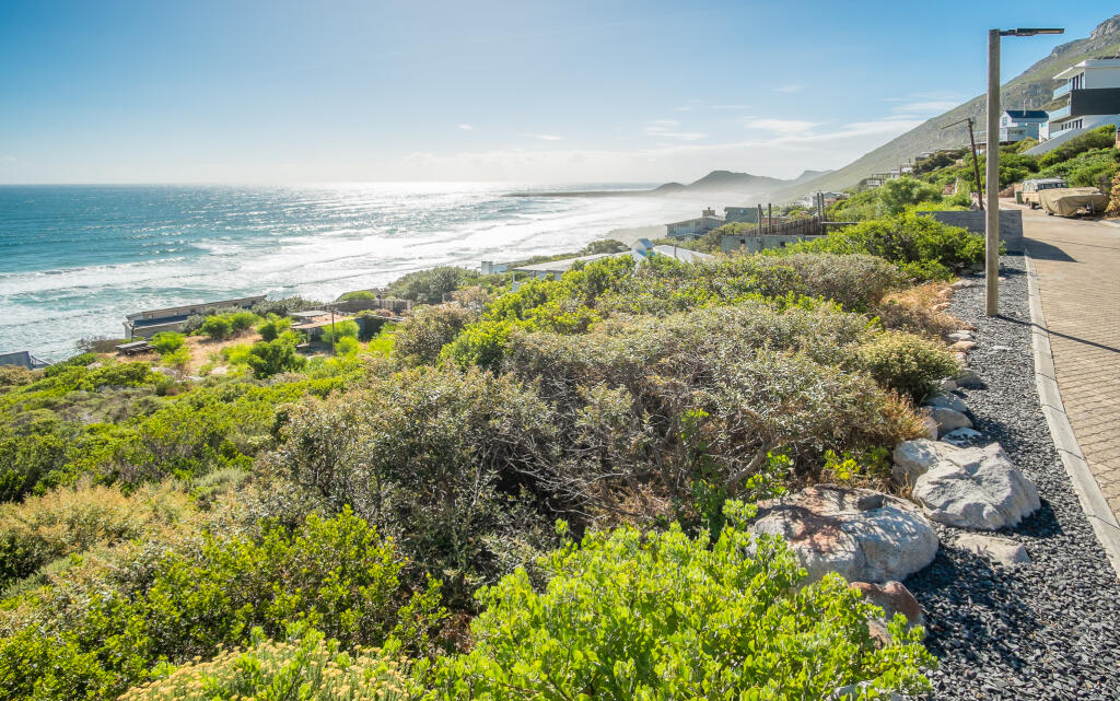 Main image of property: South Africa, Western Cape, Misty Cliffs, Old Camp Road, 61
