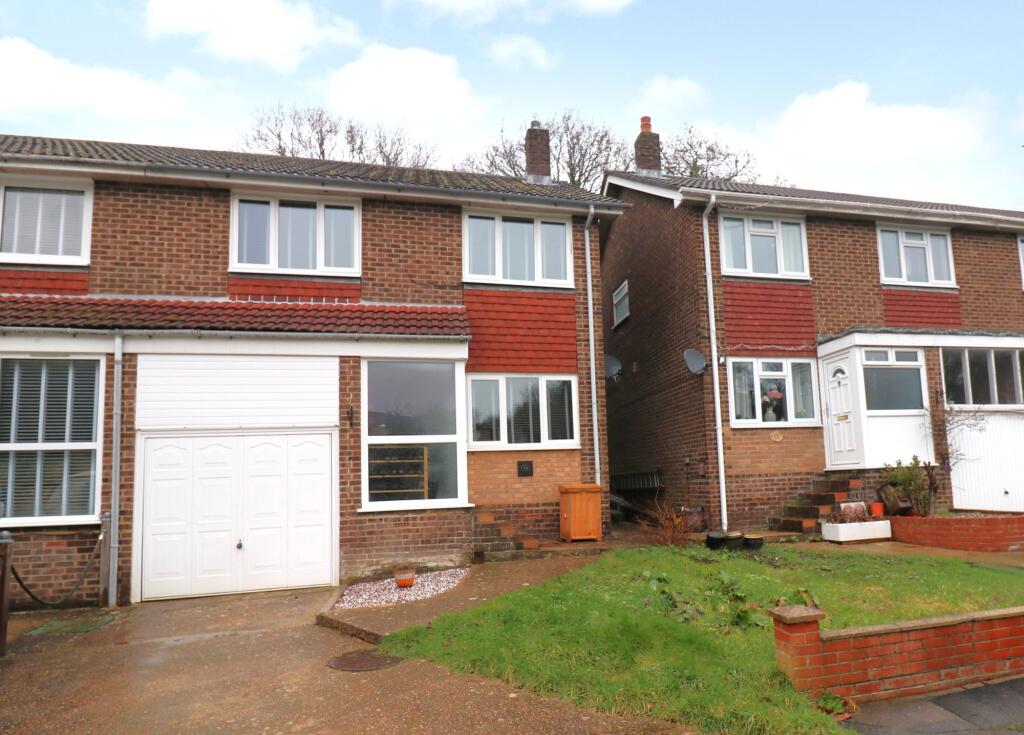 Main image of property: Estridge Close, Bursledon, SO31