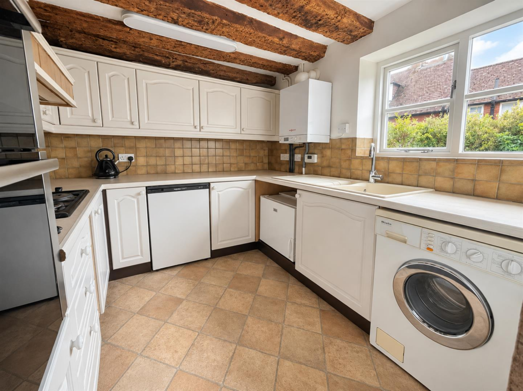 House in Tonbridge - View 5