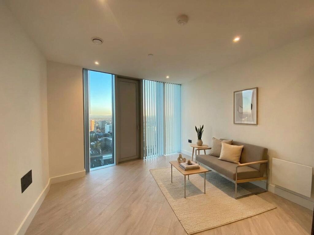 Main image of property: Vista River Tower, Manchester, M3