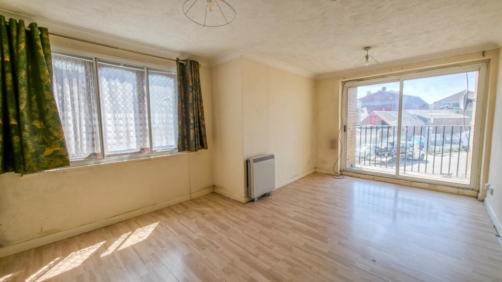 Sycamore Court, Sandcliff Road, Erith, Kent, DA8 photo 4