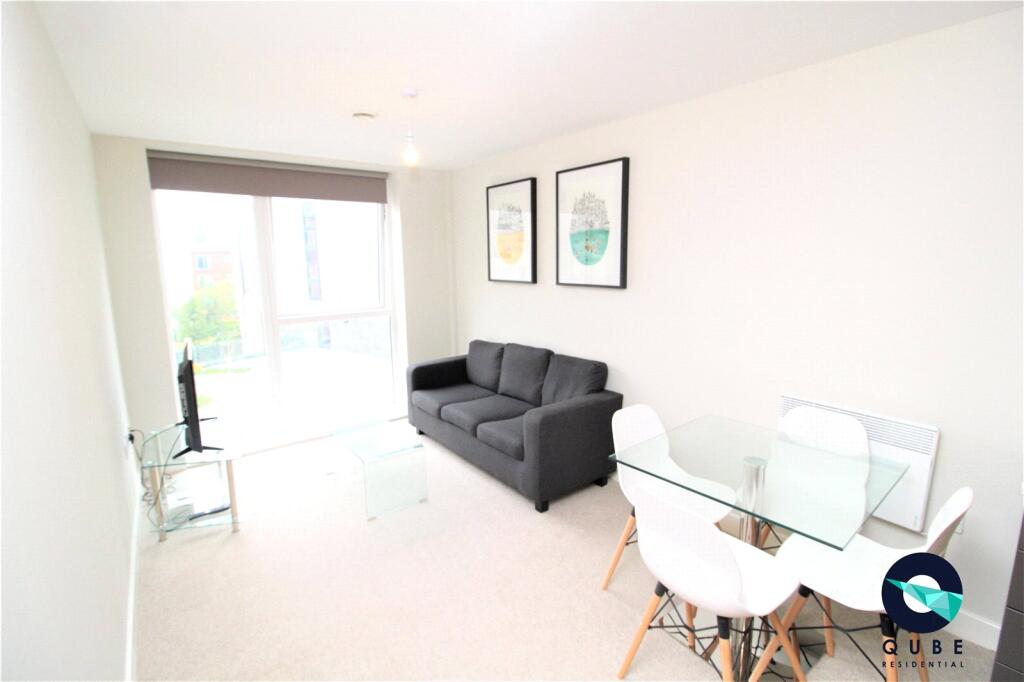 Apartment in Salford, Greater Manchester - View 3