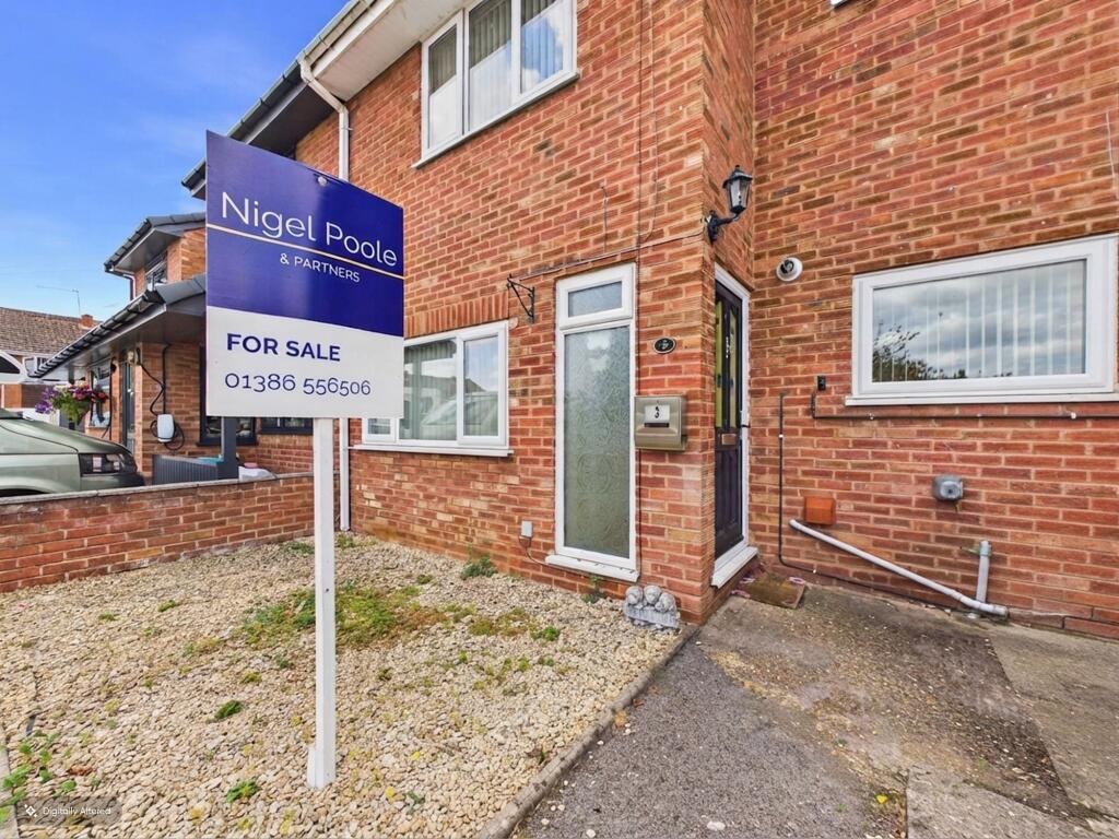 Main image of property: Beech Avenue, Drakes Broughton, WR10