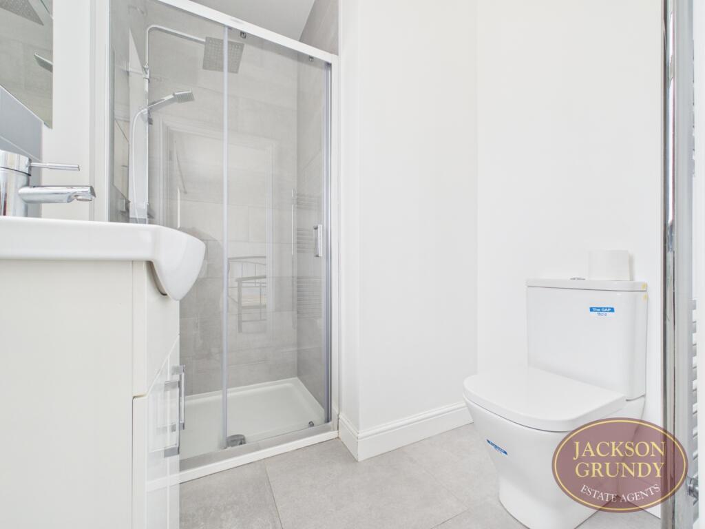 Apartment in Northampton, West Northamptonshire - View 6
