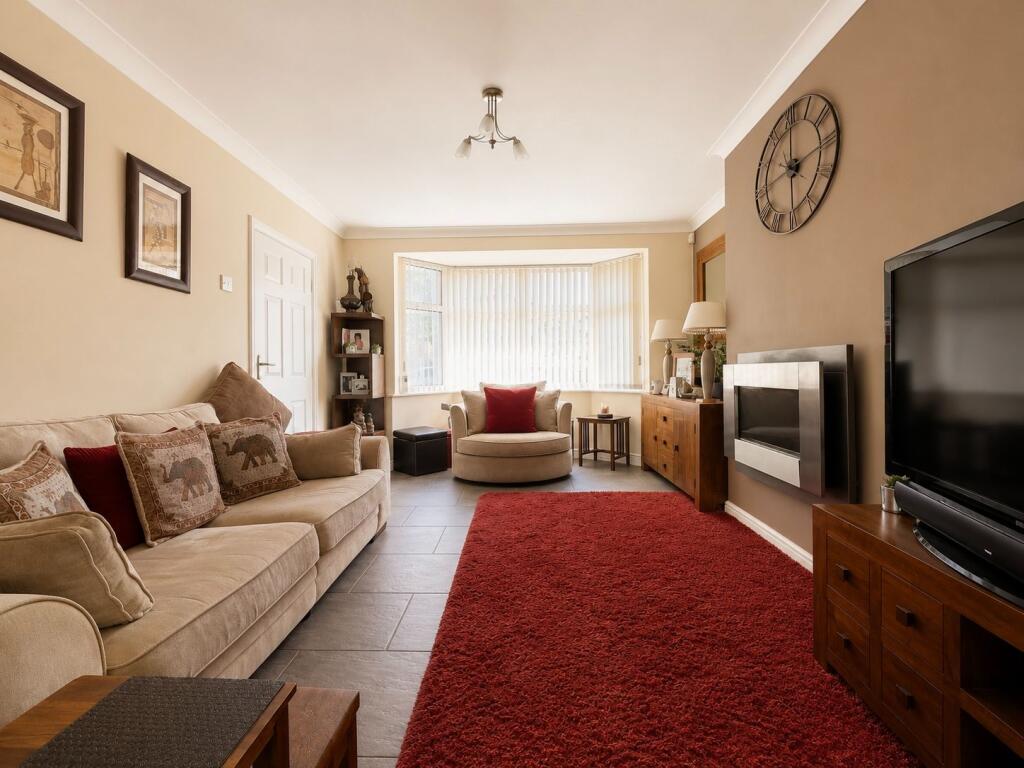 House in Solihull, West Midlands - View 4
