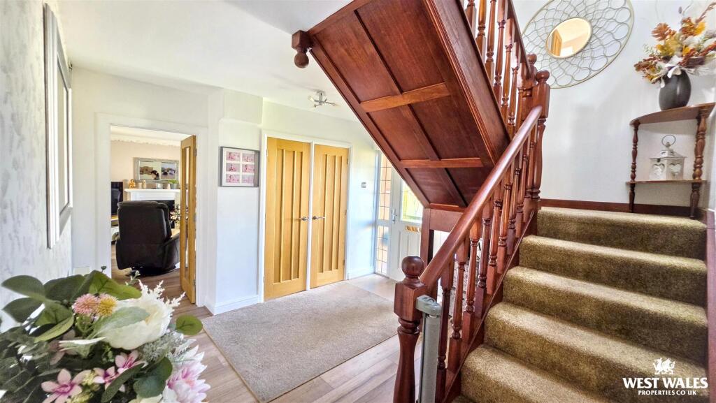 House in Swansea - More