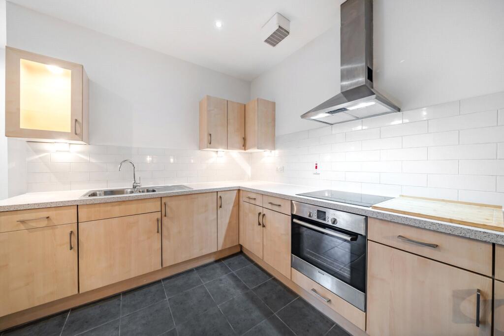 Apartment in London - View 3