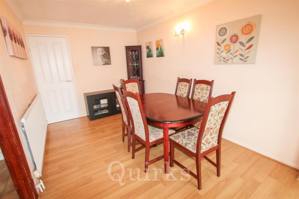 Redwing Drive, Billericay photo 4