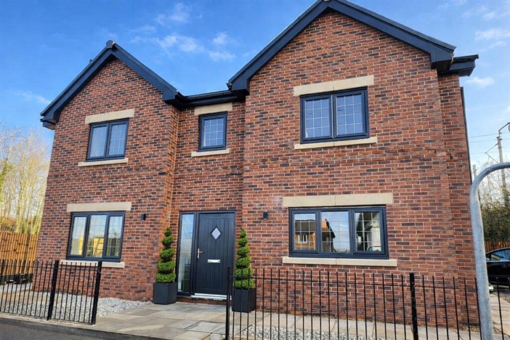 Main image of property: Ladybridge Road, Cheadle Hulme