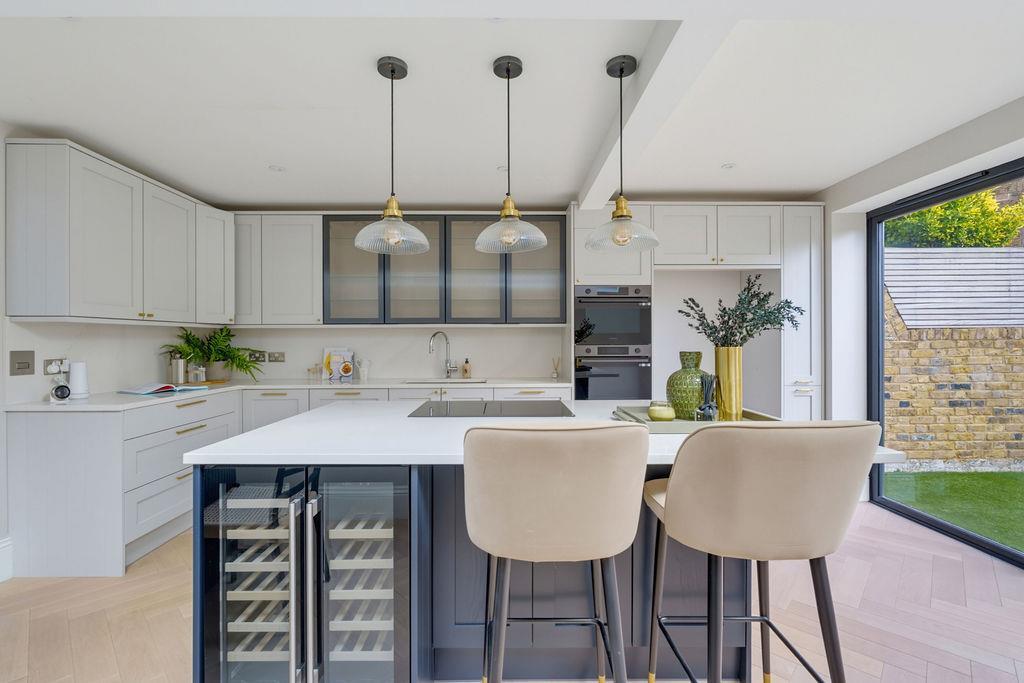House in London - View 3