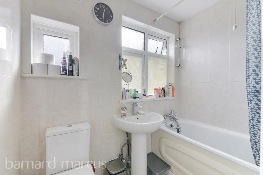 Lower Morden Lane, Morden photo 4