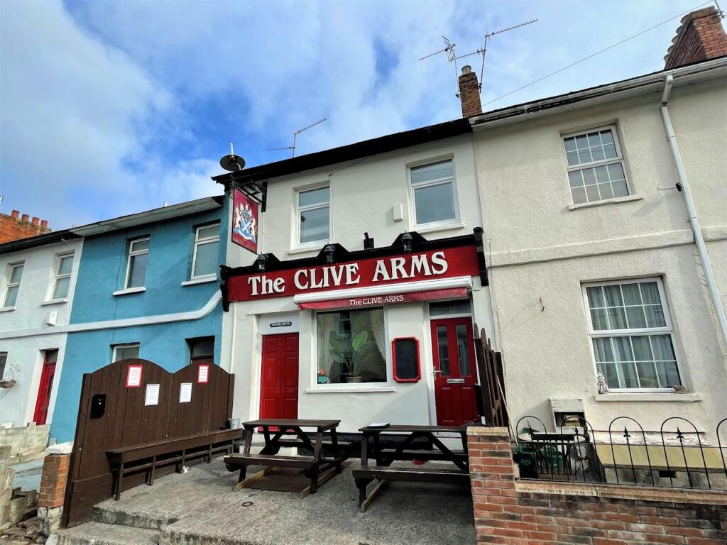Main image of property: Clive Arms Hotel, 31 John Street, Penarth, CF64 1DN