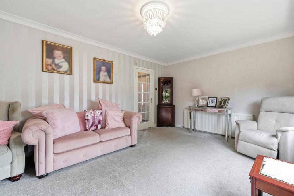 House in Paisley, Meikleriggs - View 5