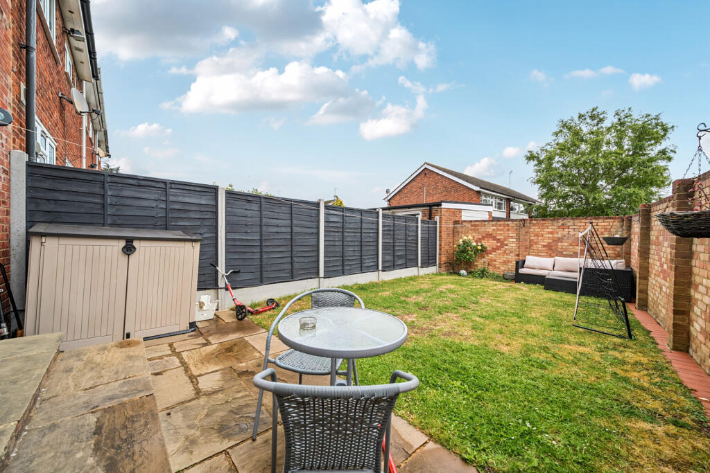 Cranleigh Drive, Swanley, Kent photo 4