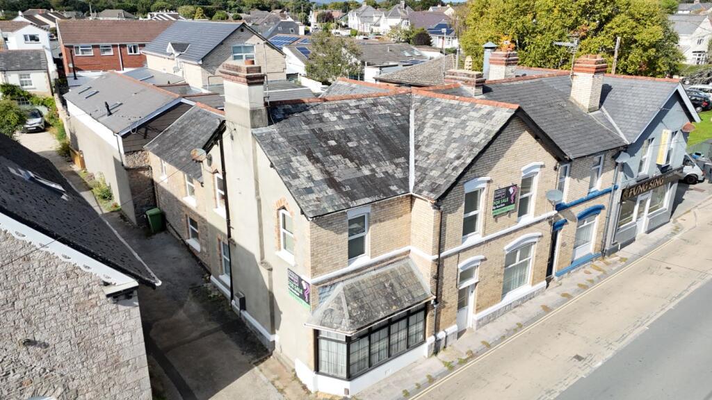 Main image of property: 51 Gestridge Road, Kingsteignton, Newton Abbot, Devon, TQ12 3EZ