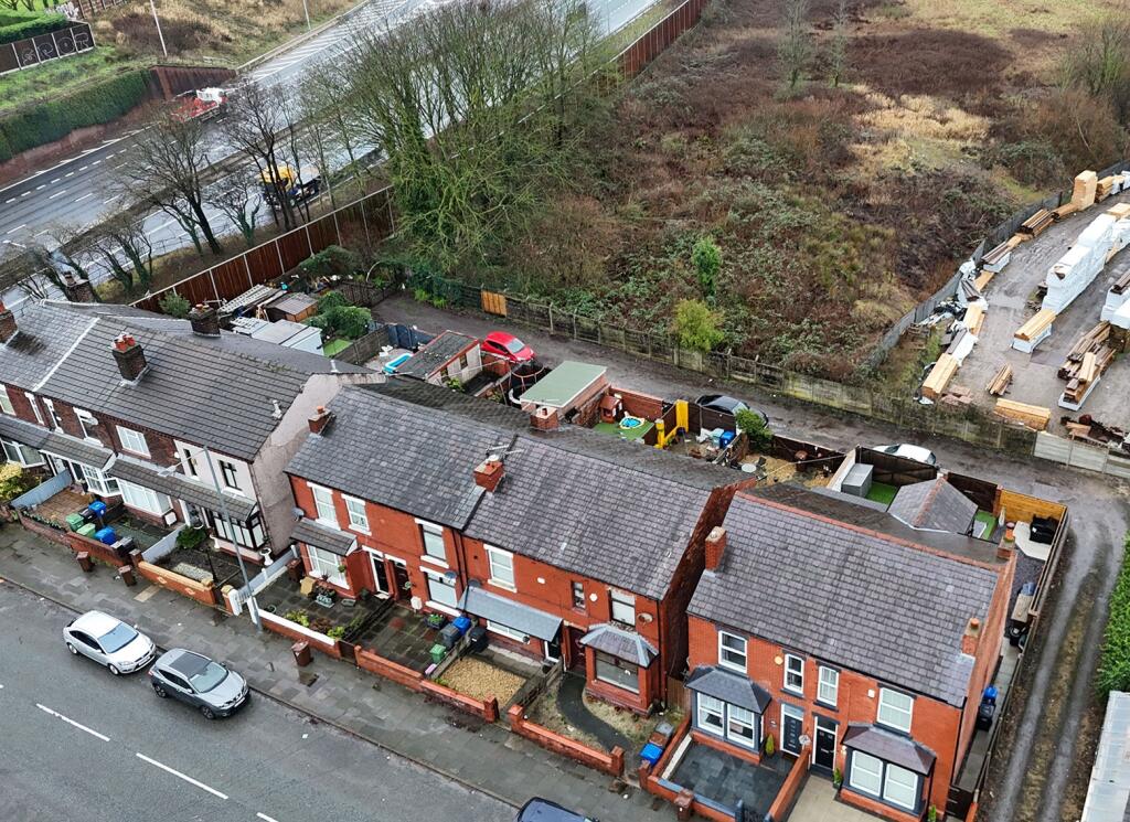 Downall Green Road, Ashton-In-Makerfield, Wigan, WN4 0LY photo 2