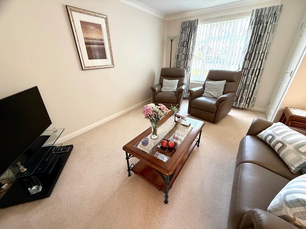 Davits Drive, Littlehampton photo 3