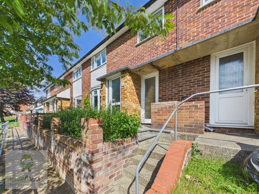 Main image of property: Poplar Road, Strood, Rochester, ME2 2NS