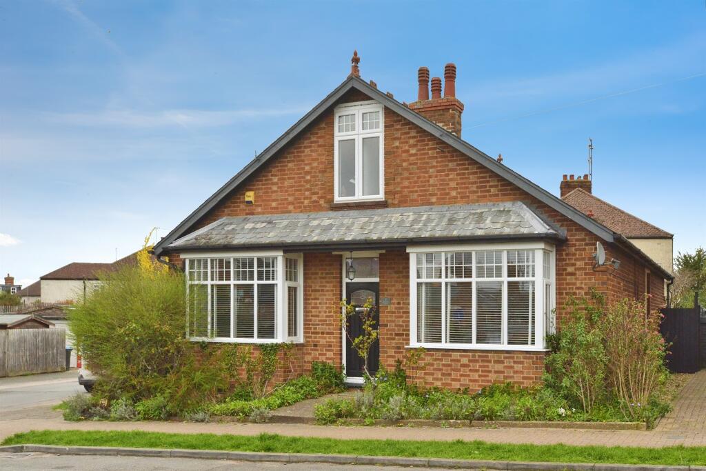 Main image of property: Frankston Avenue, Stony Stratford, Milton Keynes