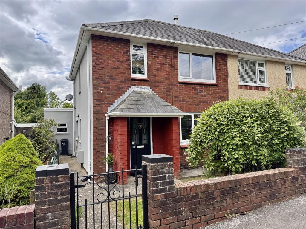 Main image of property: Maesywerin, Gwaun Cae Gurwen, Ammanford