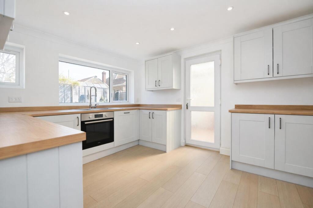 Main image of property: Solent Avenue, Southampton