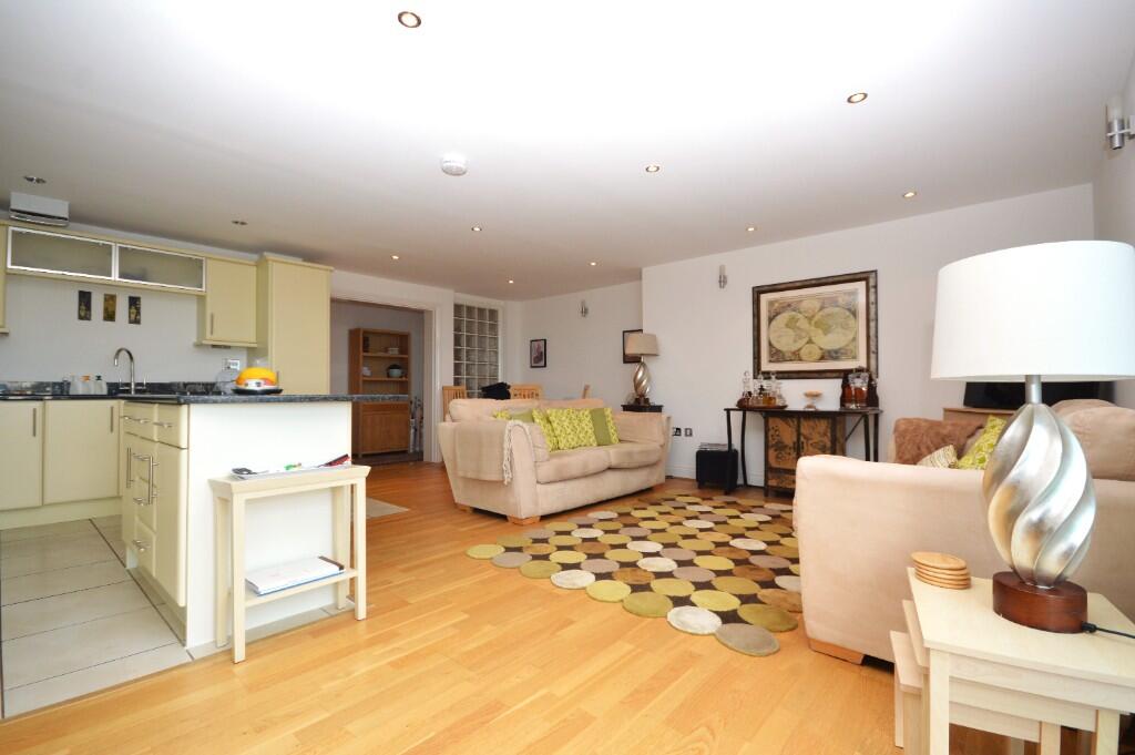 Apartment in Bournemouth - View 5