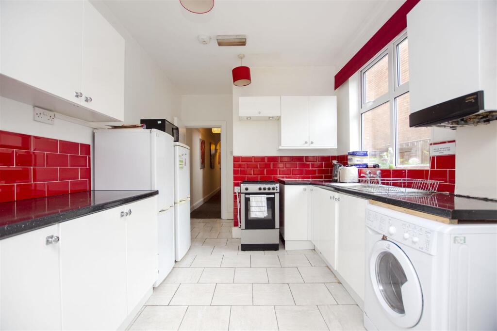 5 bedroom house for rent