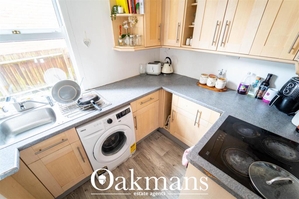 House in Birmingham, West Midlands - More
