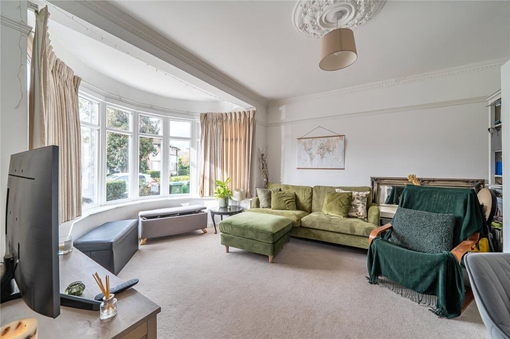 House in Elmbridge, Surrey - View 2