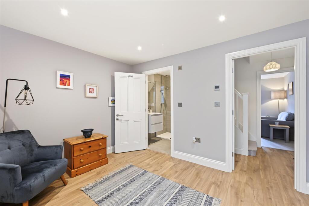 House in Stevenage - View 5