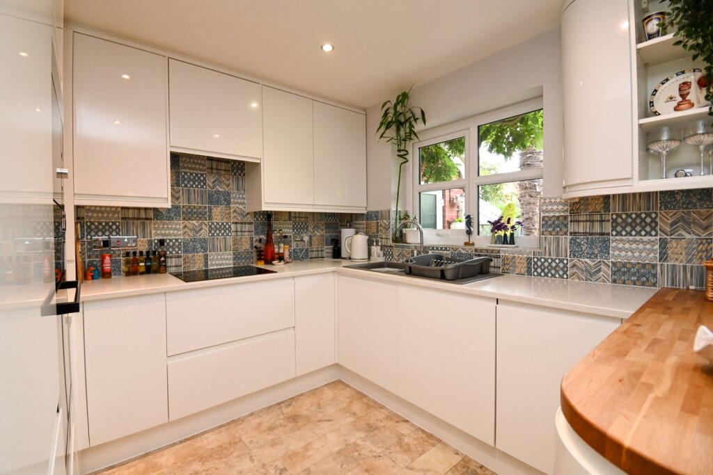 House in Wakefield - View 5