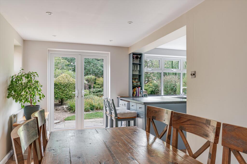 House in Guildford, Surrey - View 4