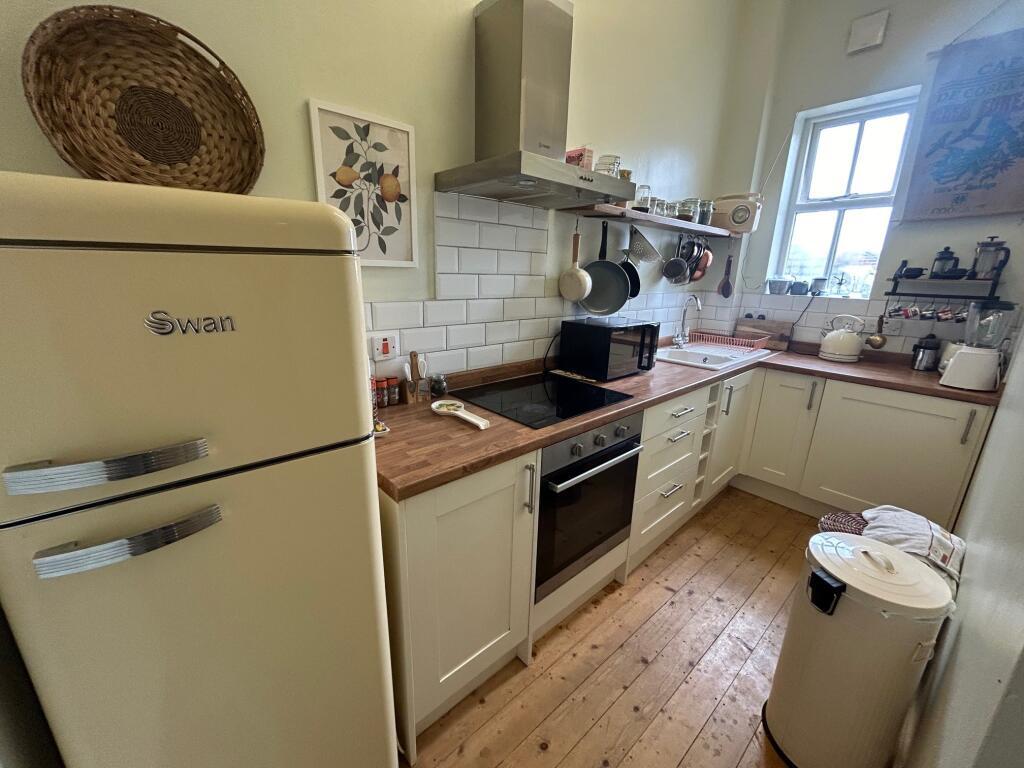 Apartment in Warwick, Sydenham, Royal Leamington Spa - View 4