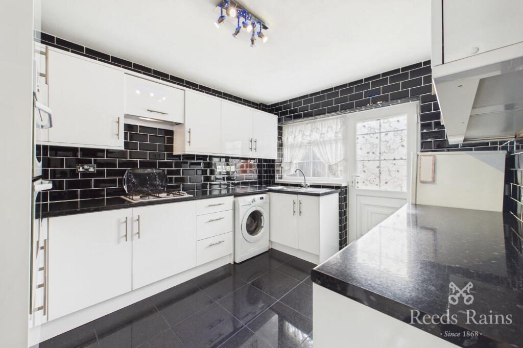 House in Salford, Charlestown - View 3
