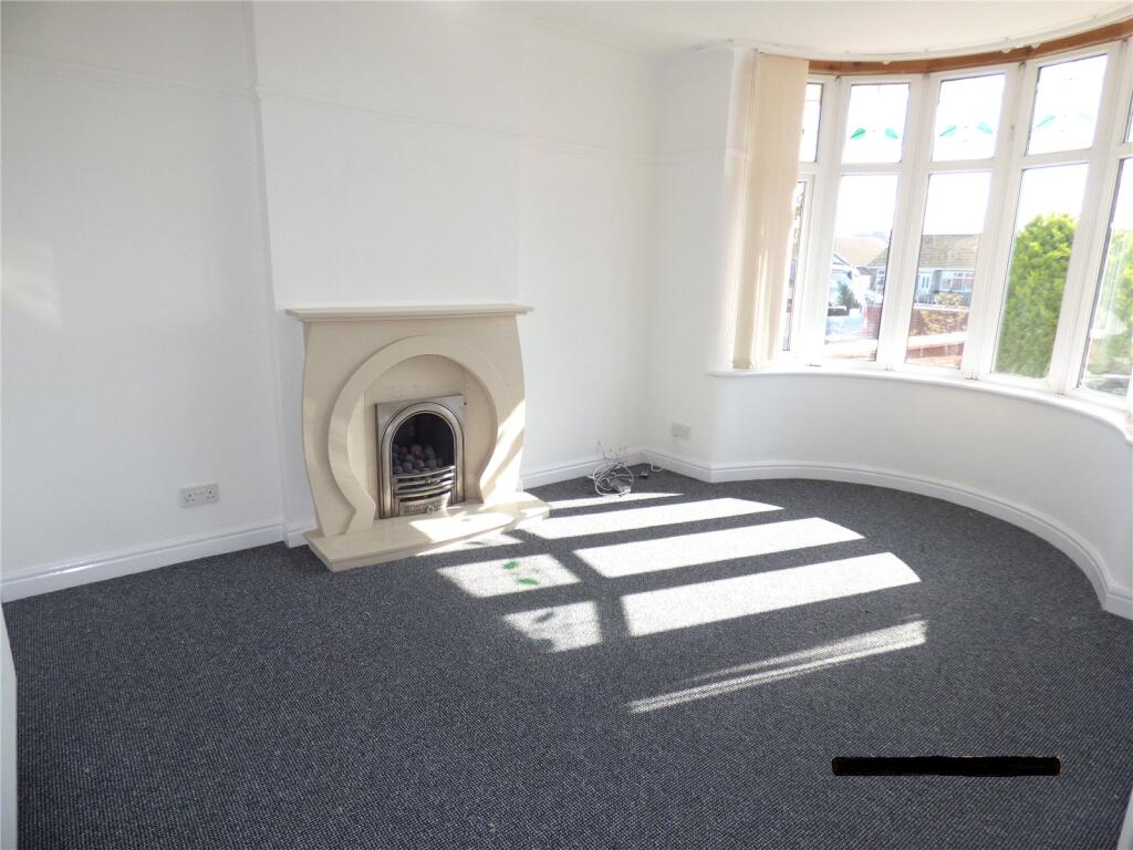 Victoria Road West, Prestatyn, Denbighshire, LL19 photo 2