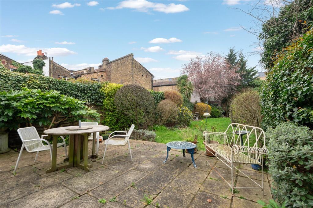 Elsynge Road, London, SW18 photo 4