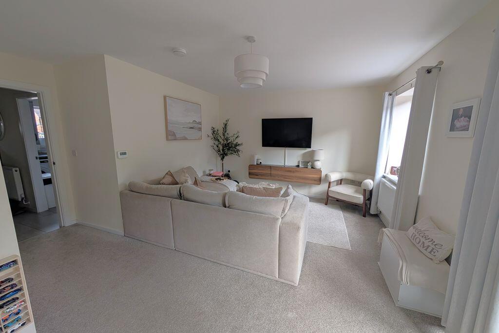 House in Shrewsbury - View 2
