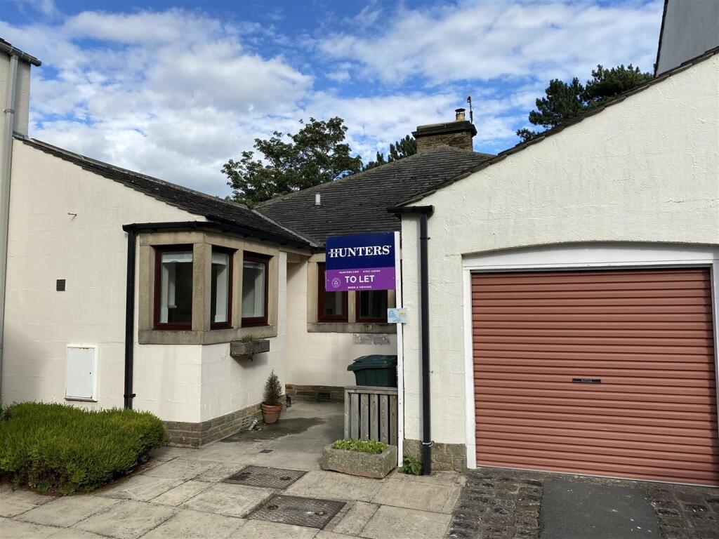 Main image of property: Old Bridge Rise, Ilkley, LS29