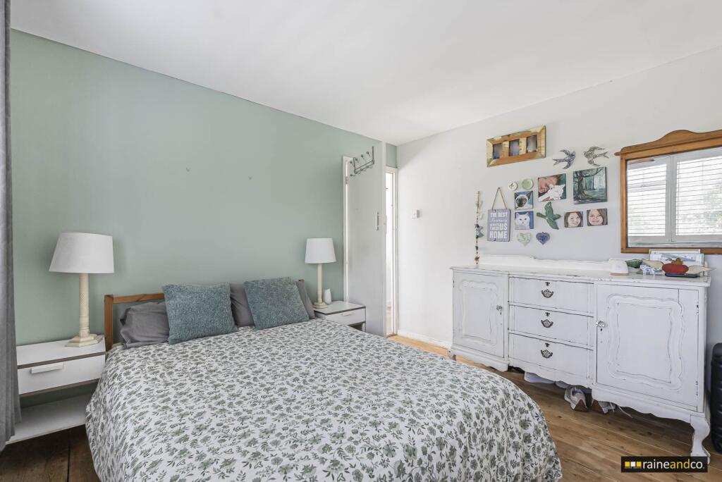 Additional image 8 of Ellenbrook Crescent, Hatfield