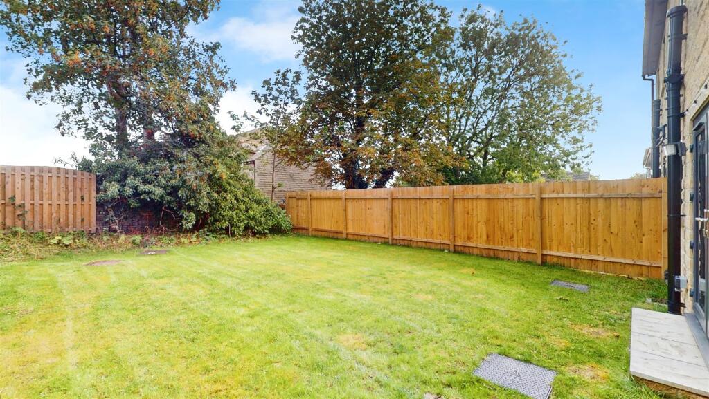 Additional image 15 of Wellgarth Gardens, Buttershaw, Bradford