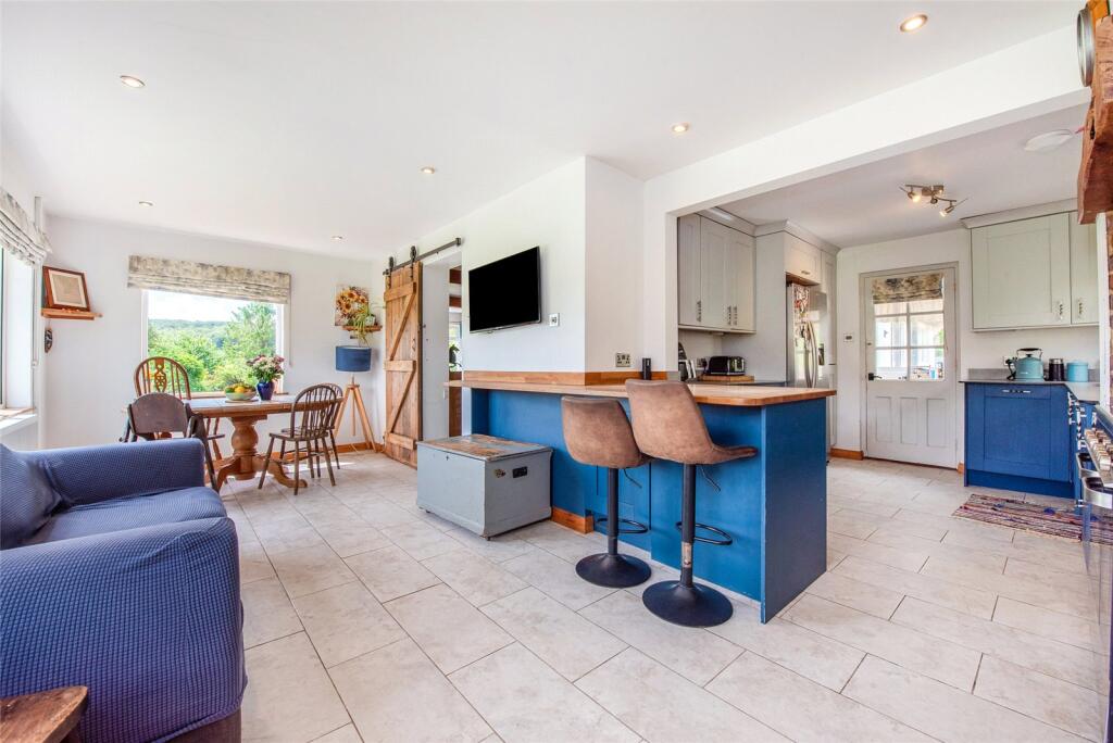 House in Chichester, East Dean - View 4