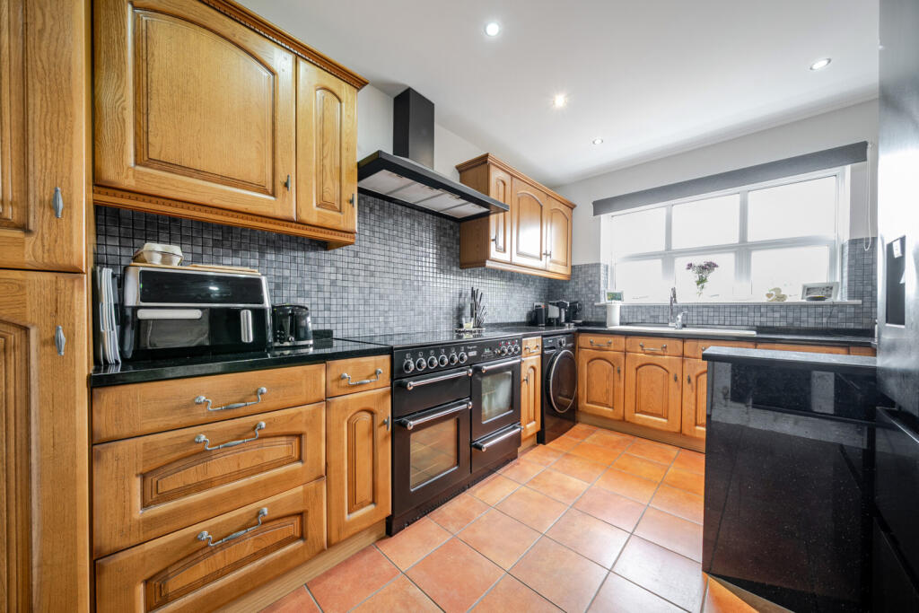House in Dartford - View 3