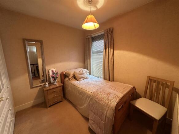 271 BEDROOM 2