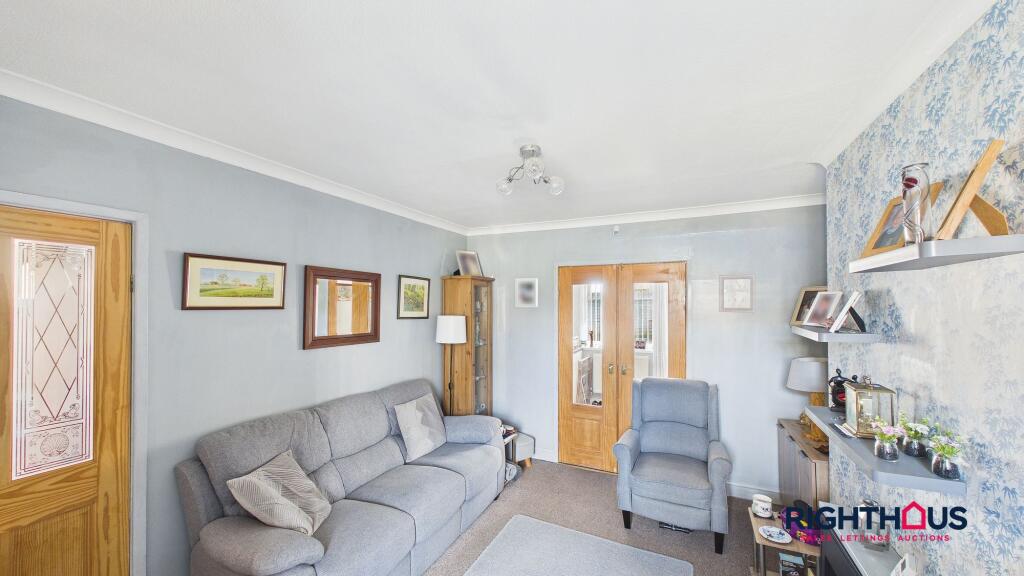 House in Bradford - View 5